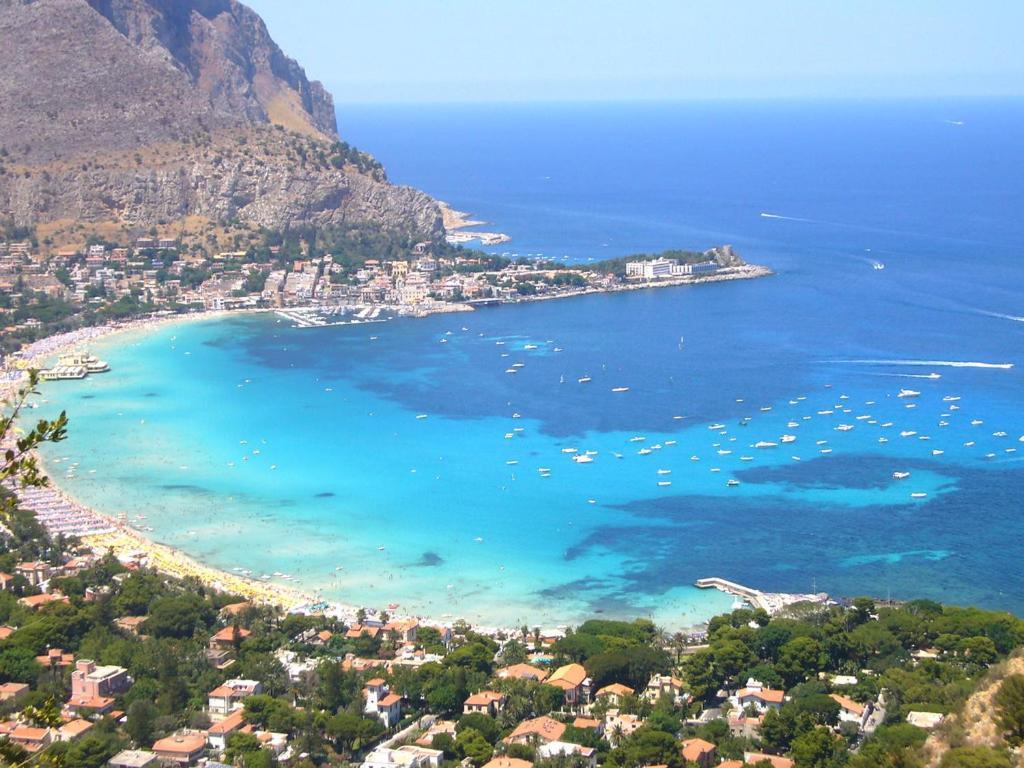 Trentuno Mondello Apartments Экстерьер фото