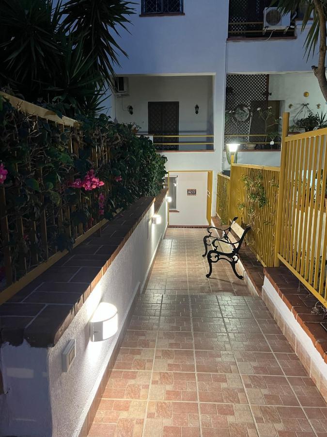 Trentuno Mondello Apartments Экстерьер фото